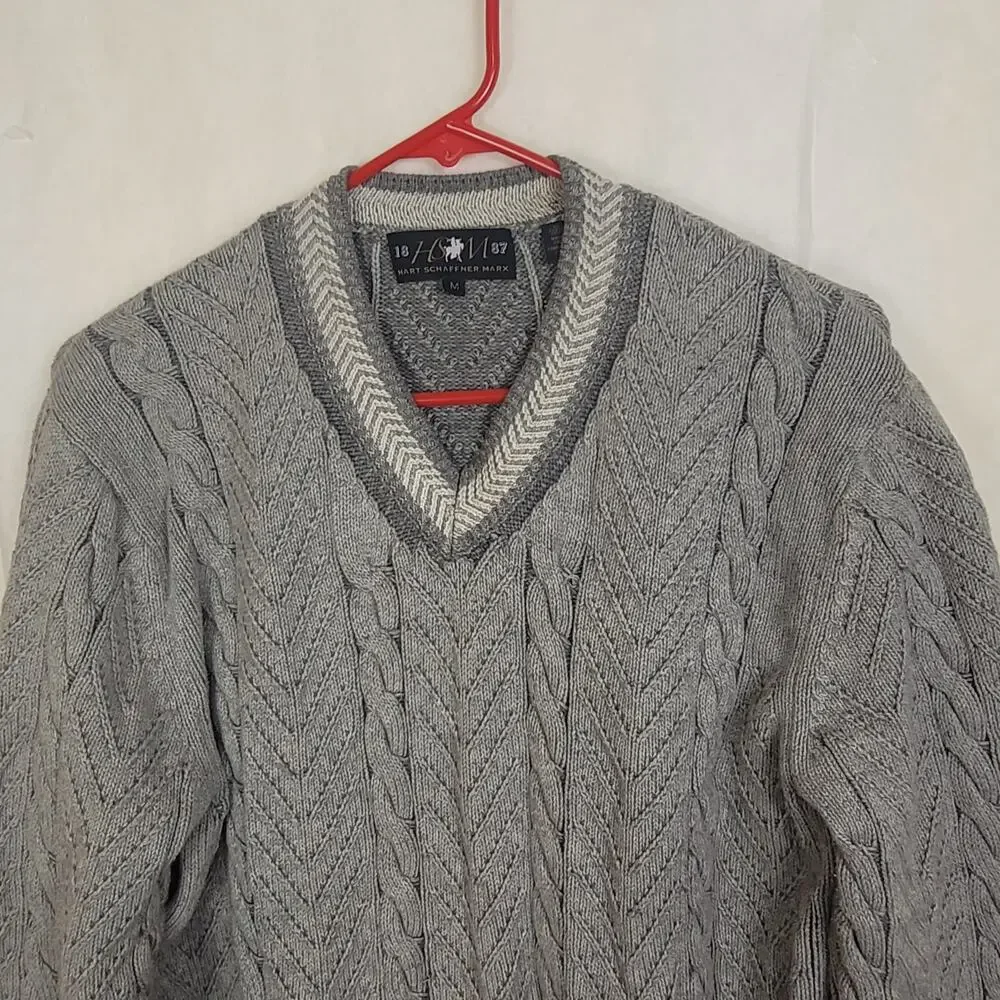 Hart Schaffner Marx grey cable knit v-neck sweater Size Medium Preppy Old Money